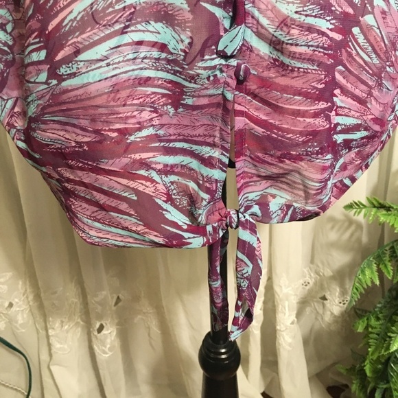 Ana sheer tie waist top - Picture 5 of 9